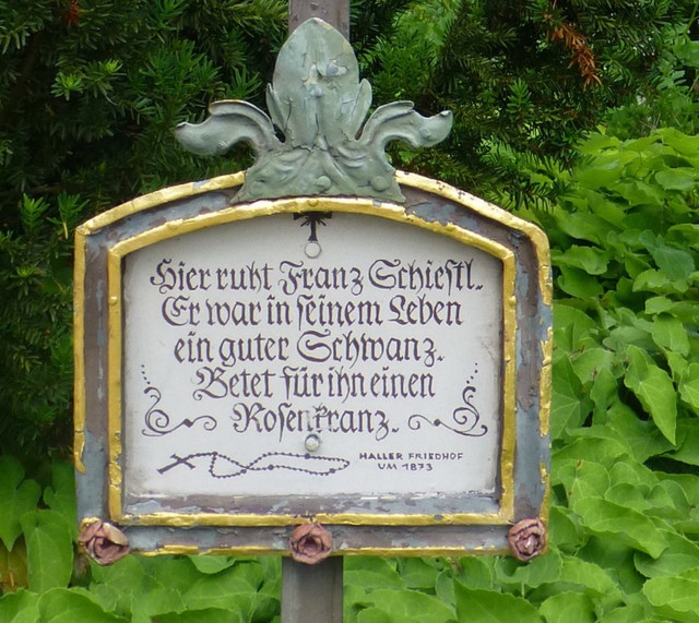 34++ Friedhof mit lustigen spruechen info