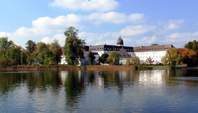 Chimsee > Fraueninsel