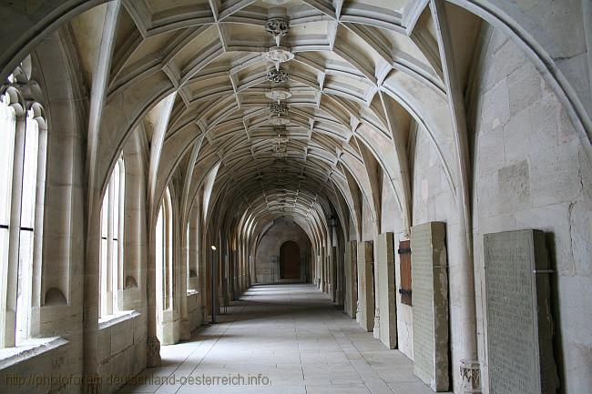 BEBENHAUSEN > Zisterzienserkloster > Kreuzgang