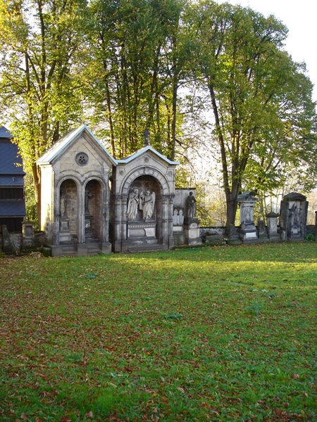 Kamenicky_Senov_Friedhof_7