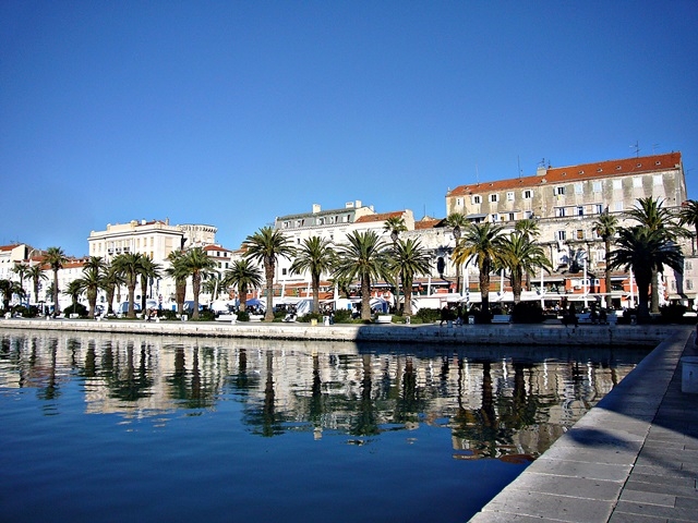 Weihnachtsmarkt in Split