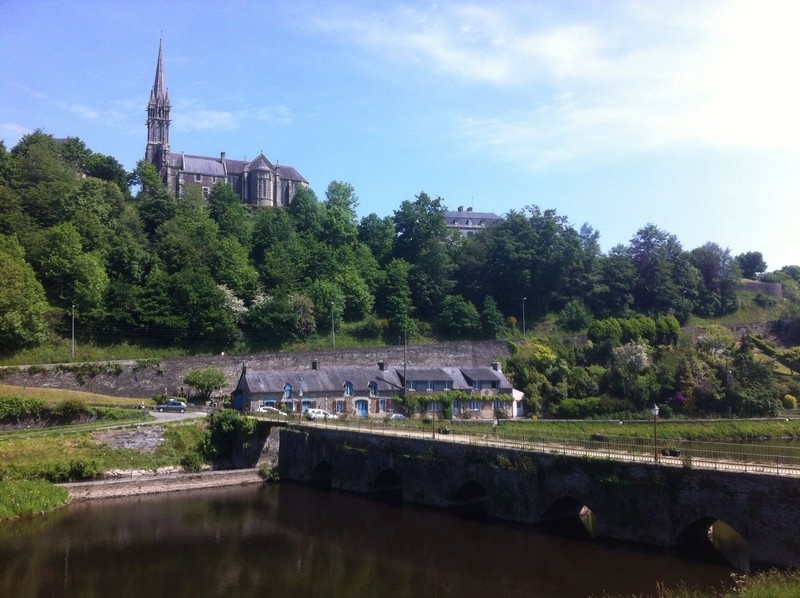 Mayenne u. Bretagne