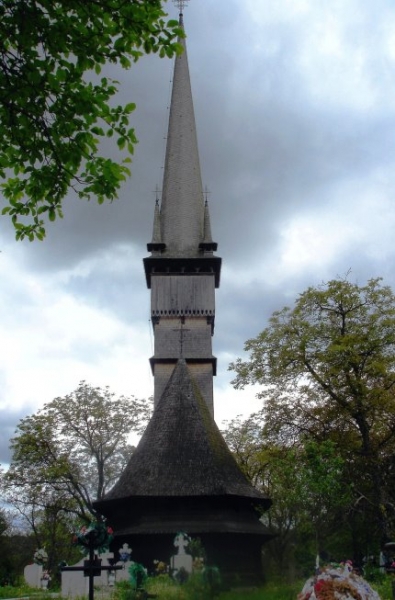 Surdesti > Holzkirche