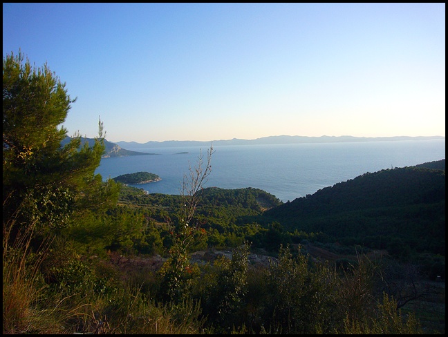 Peljesac < Blick auf Mljet