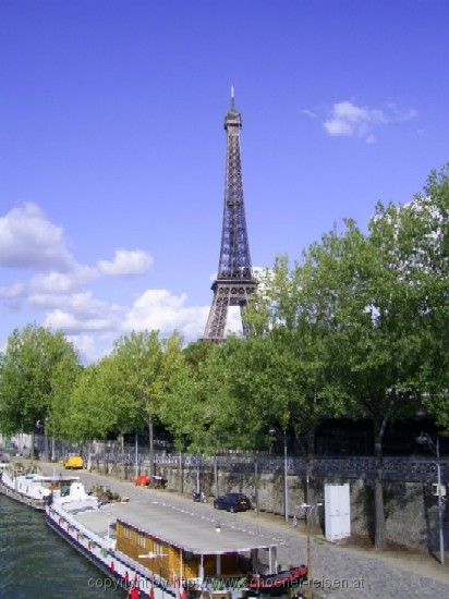 Eiffelturm von der Pont Birk Hakeim