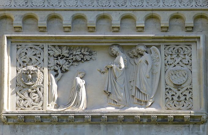 A:Wien>Mexikokirche>Elisabethrelief