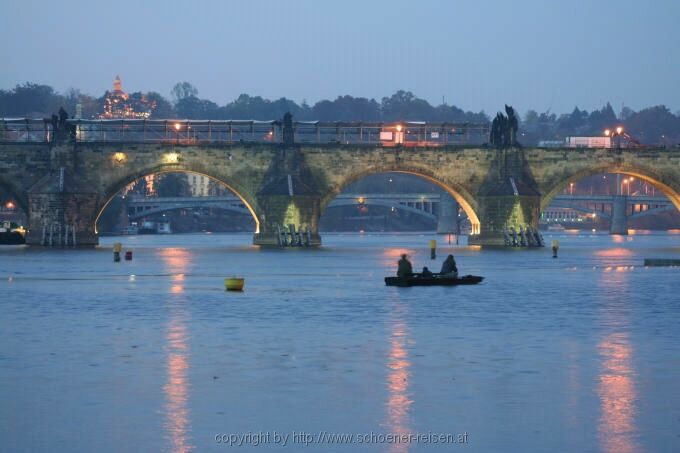 Karlsbruecke in Prag 6