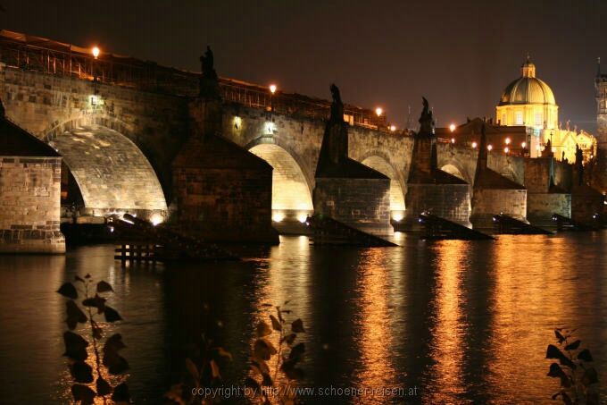 Karlsbruecke in Prag 2