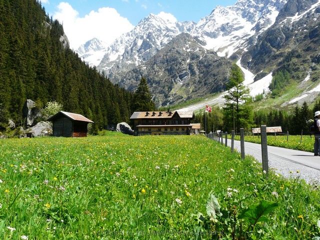 SCHWEIZ>Berner Oberland-bei Thun