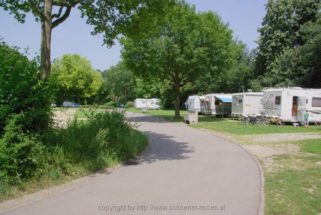 Azur - Campingplatz in Regensburg