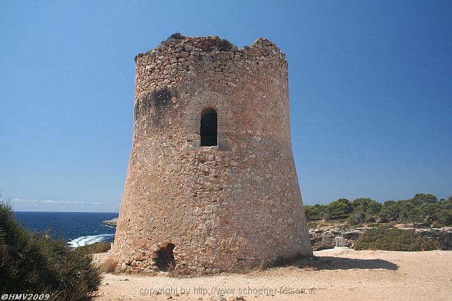 CALA PI > Bucht Cala Pi > Turm