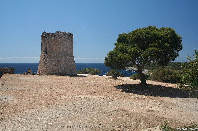 CALA PI > Bucht Cala Pi > Turm