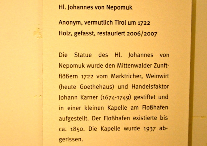 D: MITTENWALD (Ldkr. Garmisch-Partenkirchen) > Holzskulptur im Geigenbau-Museum