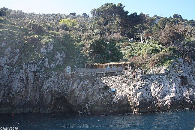 INSEL CAPRI - Bootsfahrt rund um die Insel > 117 Grotta Azzurra