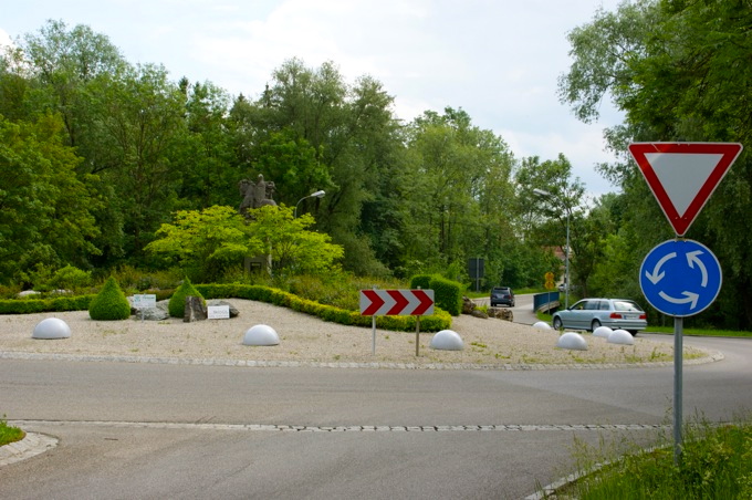 D-Bayern: GRAFRATH im Landkreis Fürstenfeldbruck > Graf Rasso zu Pferd