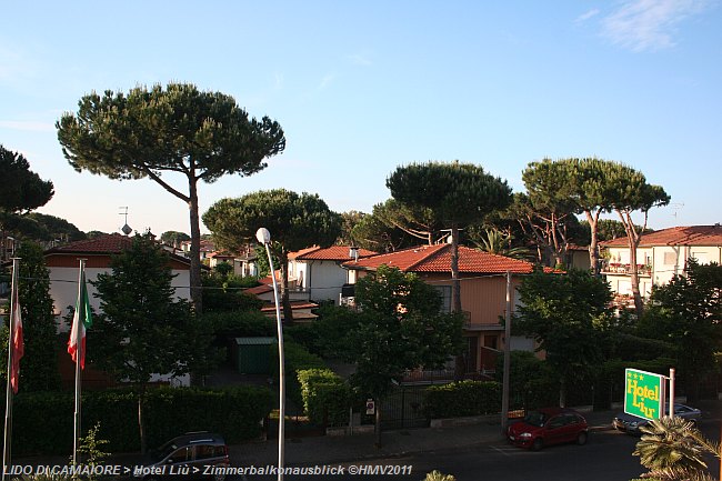 LIDO DI CAMAIORE > Hotel Liù > Zimmerbalkonausblick