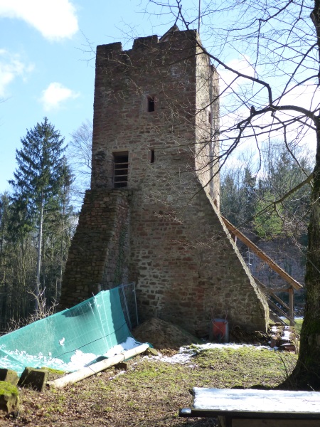 D:Bayern>Burgruine Wildenstein>Bergfried>Westseite