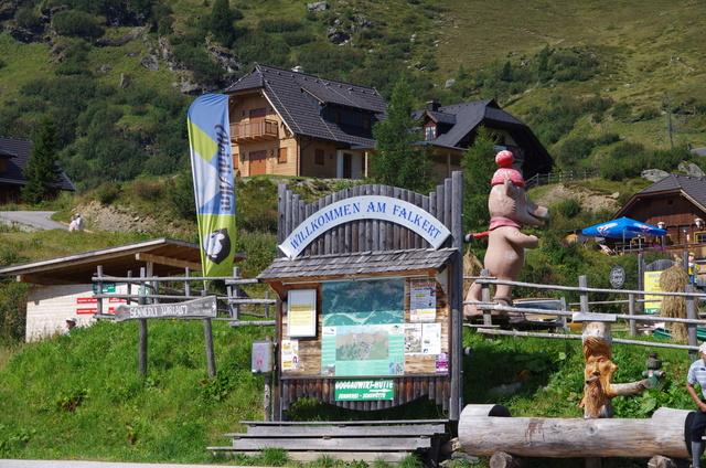 Wandern am Faalkert See in den Nockbergen