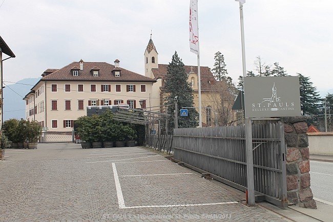 SANKT PAULS > Weinkellerei St. Pauls