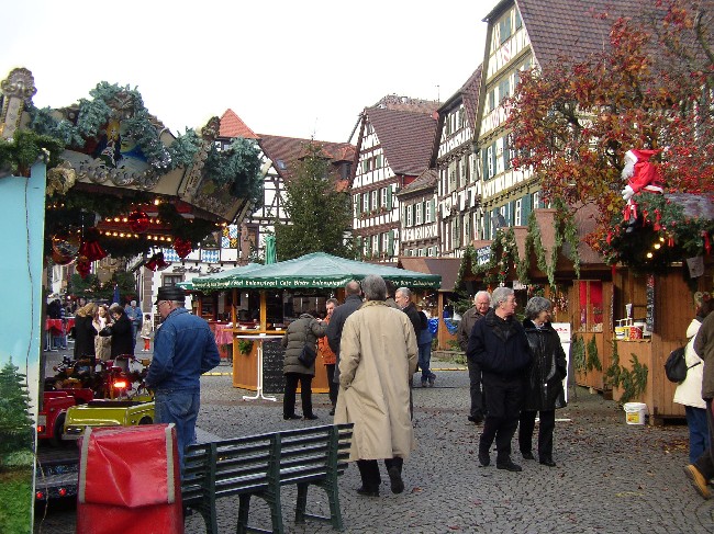 BRETTEN > Weihnachtsmarkt