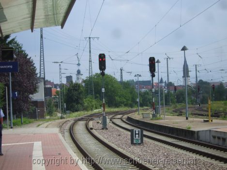 BRETTEN > Bahnhof > Blick auf die Stadt