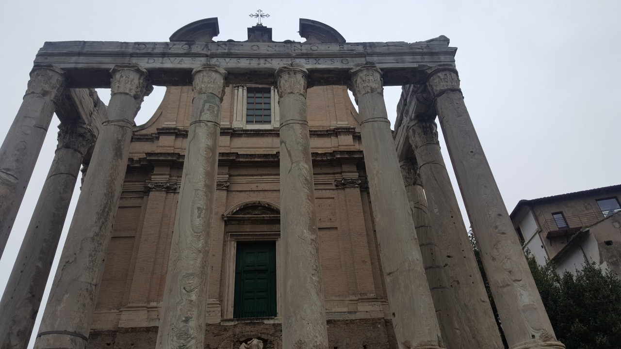 Tempel des Antoninus Pius und der Faustina