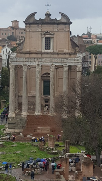 Tempel des Antoninus Pius und der Faustina