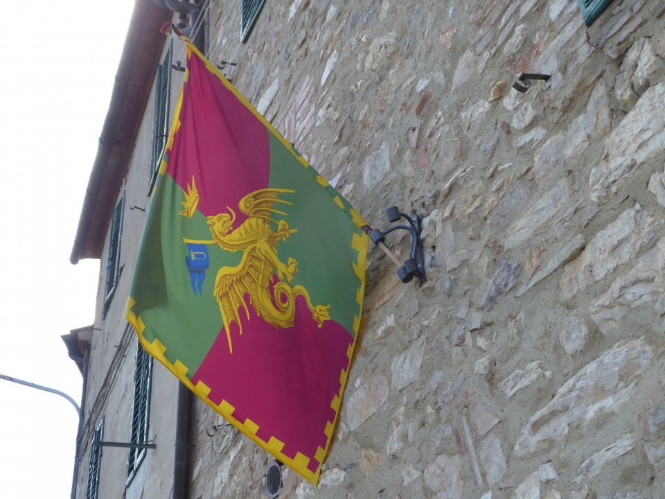 Contrada Drago