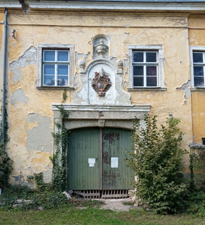 Wilfleinsdorf Schloss Königshof Tor