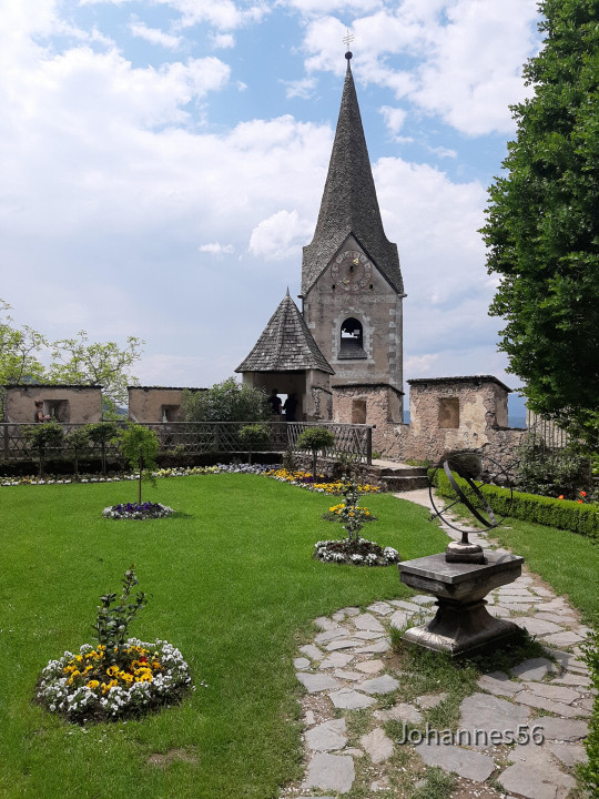 St. Georgen am Längsee, Burg Hochosterwitz< Nepomuk