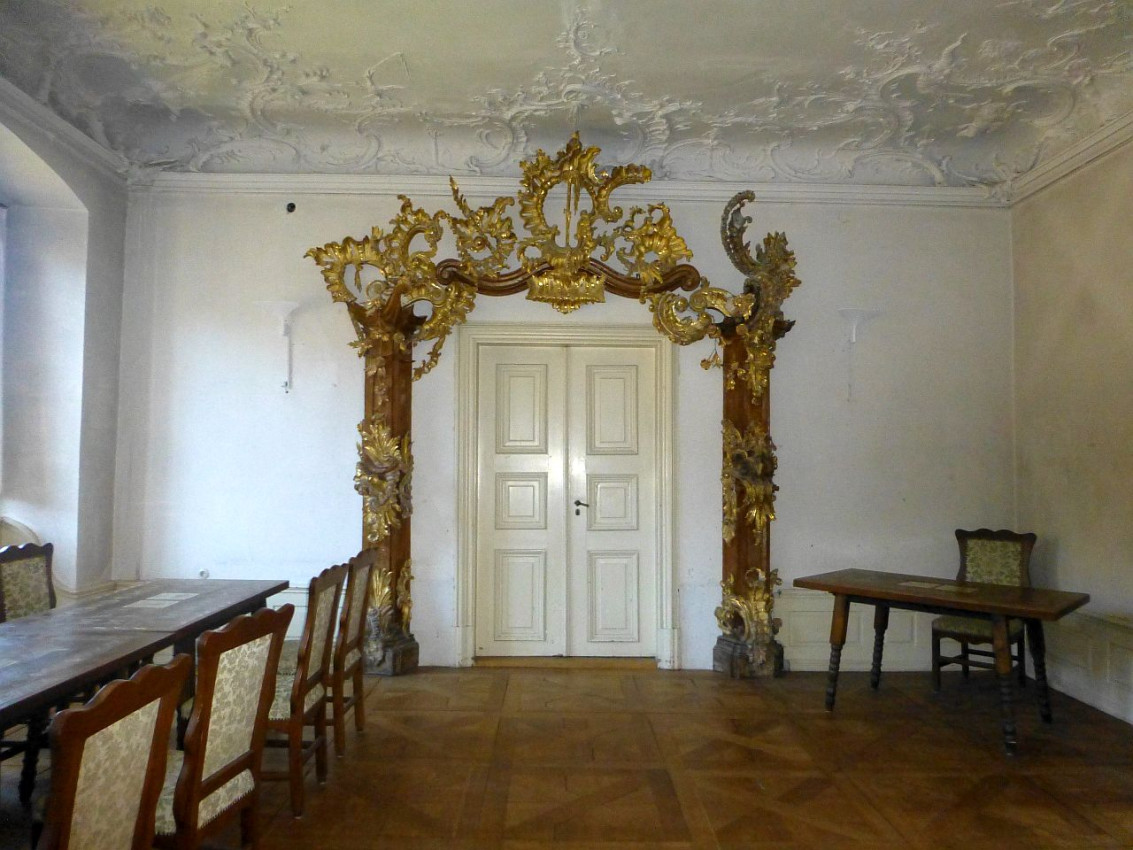 Kloster Bronnbach Stuckzimmer9.jpg