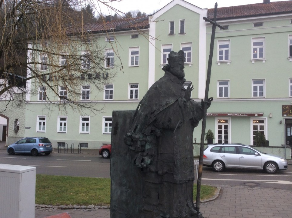 Wasserburg am Inn < Nepomuk